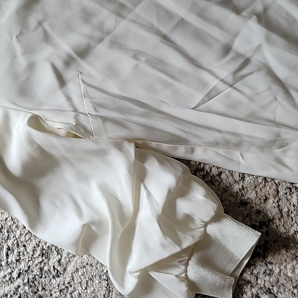 Lafayette 148 NY Silk V Neck Ruched 3 Quarter Blouse Ivory White Size Medium - Picture 4 of 7